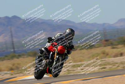 media/Sep-25-2023-Moto Forza (Mon) [[81ffa65e0a]]/B-C Group/Session 3 (Turns 16 and 17 Exit)/